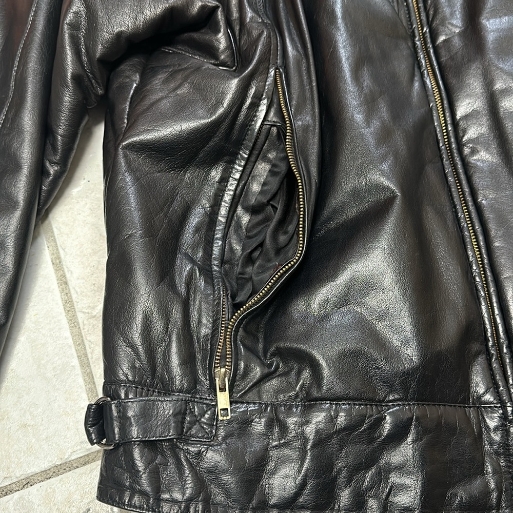 100% Leather Jacket - image 6